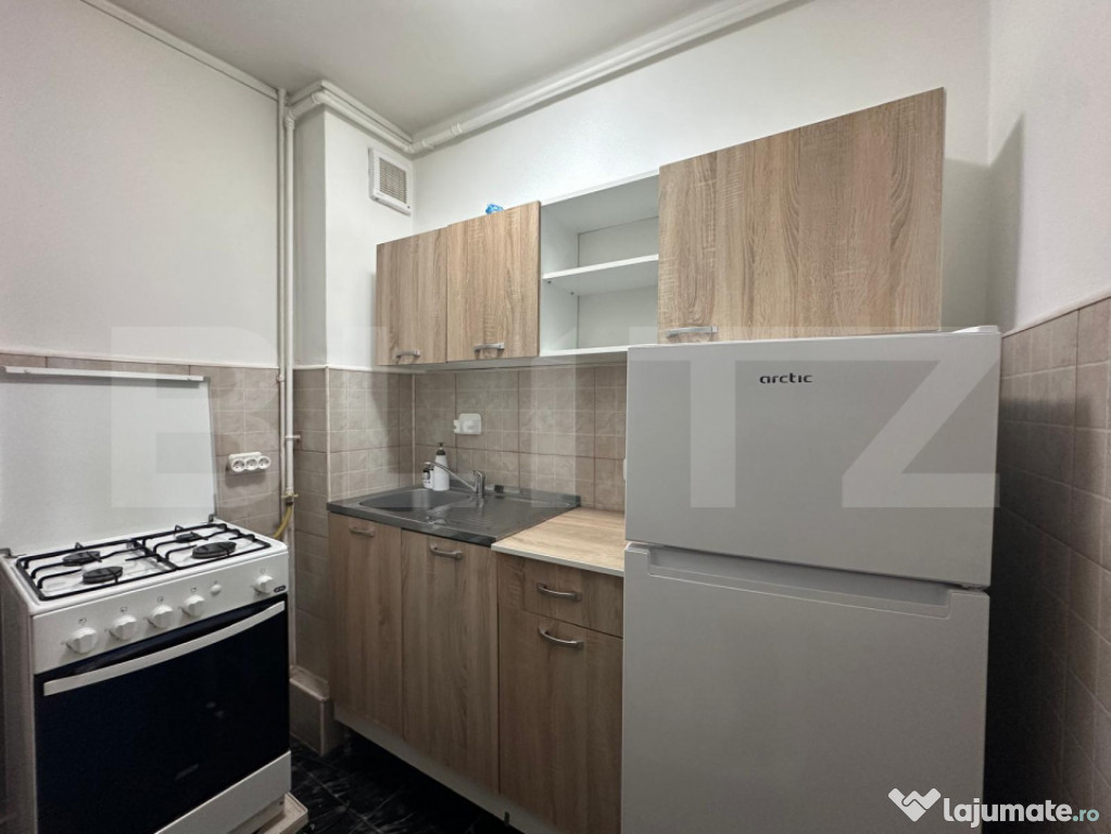 Garsoniera de inchiriat - Zona Coresi