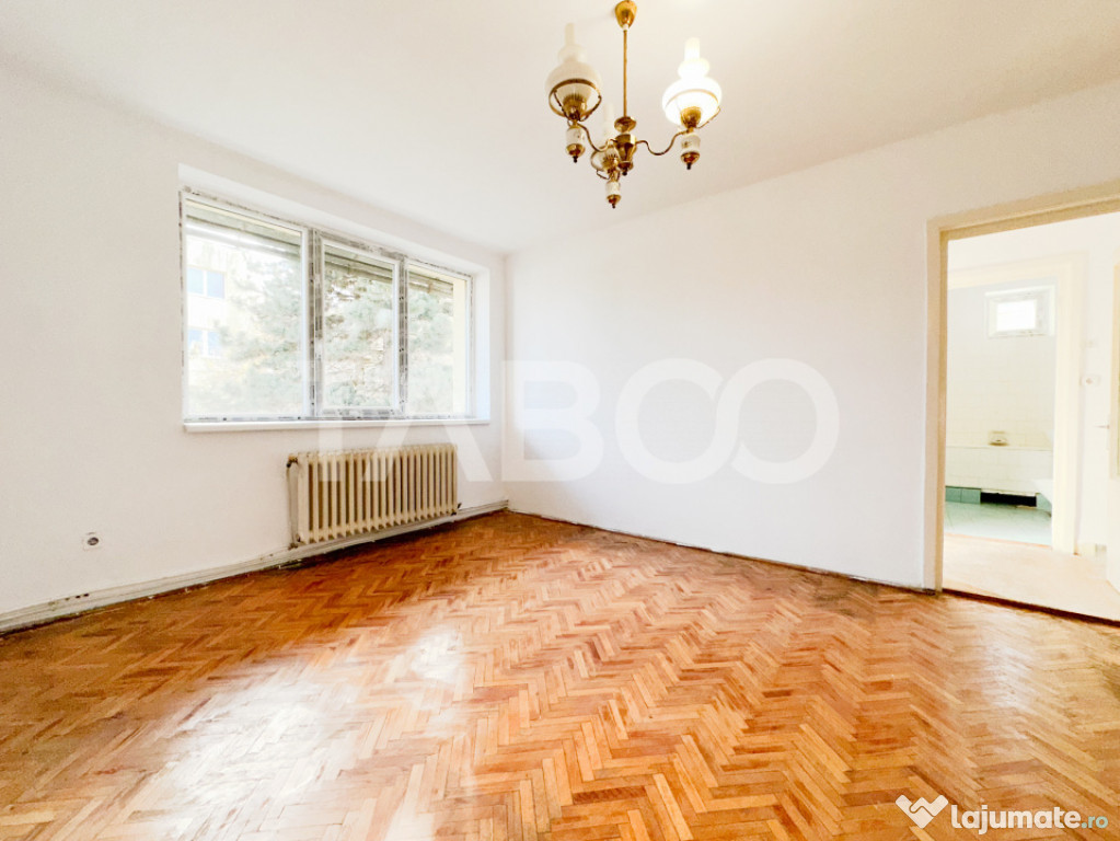 De vanzare apartament cu 2 camere in cartierul Gruia langa S