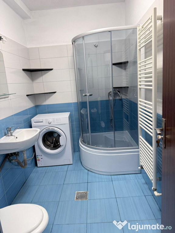 Închiriez garsonieră