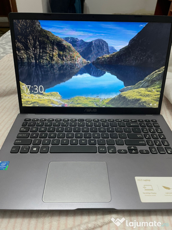 Laptop Asus stare excelentă