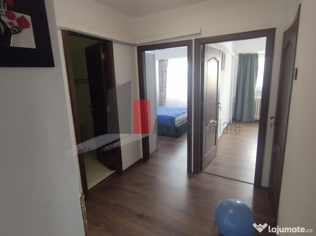Vânzare apartament decomandat 4 camere Bd. Obregia - Pas...