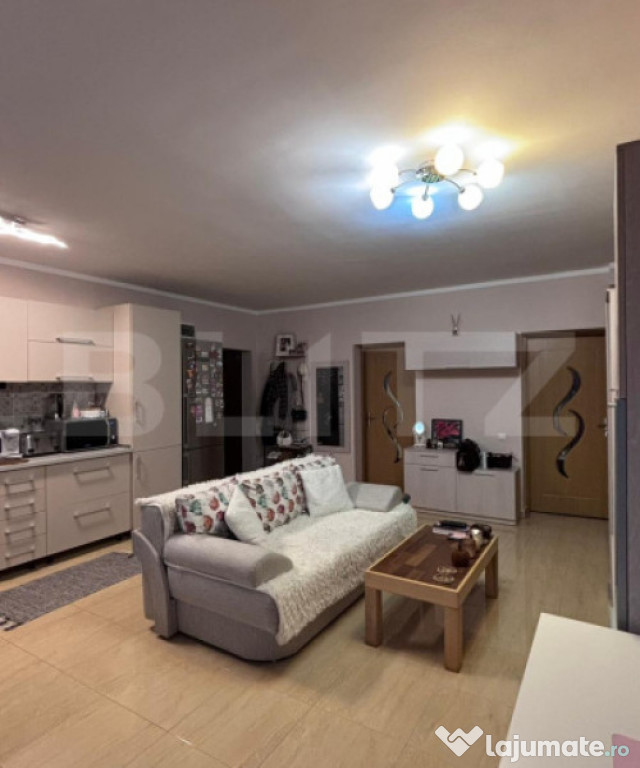 Apartament 2 camere, cu gradina, zona Vivo