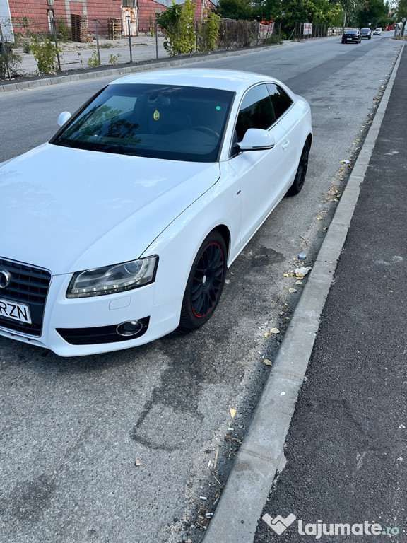 Audi A5 UȘOR AVARIAT