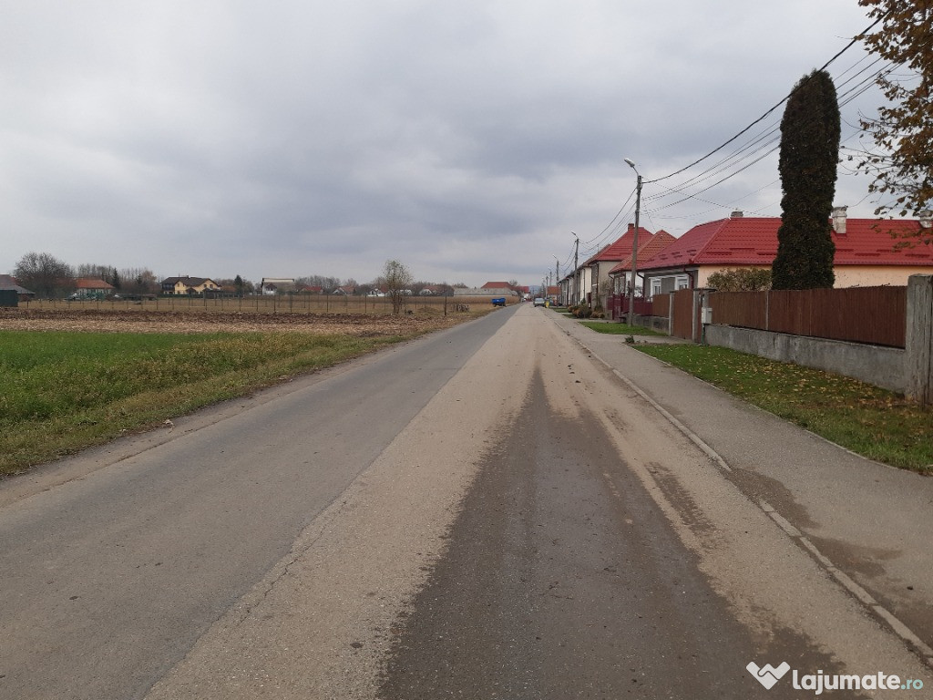 Vanzare teren intravilan construibil Lunca Calnicului
