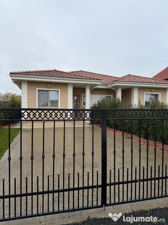 Casă duplex 2020 complet utilată și dotată