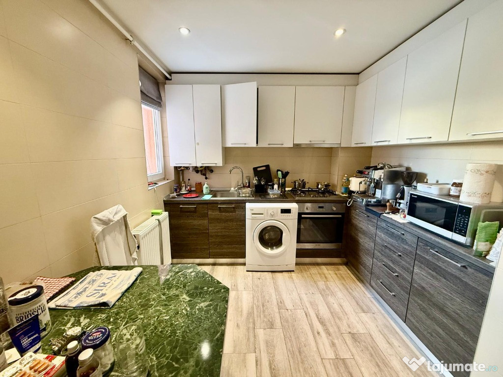 A/1672 De vânzare apartament cu 4 camere în Tg Mures -Dâmb