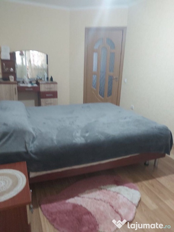 Aparatament cu 3 camere de inchiriat in zona Pantelimon