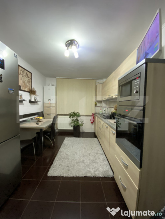 Apartament cu 2 camere, 54 mp, etaj 3/4 – Zona Decebal