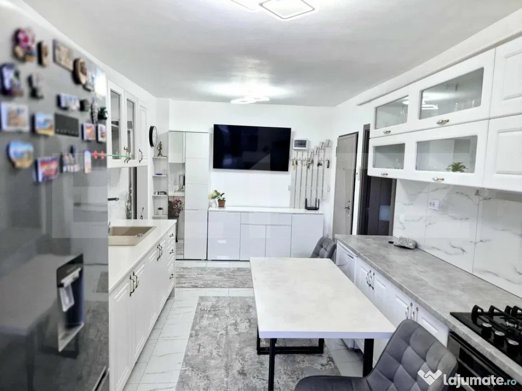 Apartament 3 camere, 64.30 mp, zona CUG