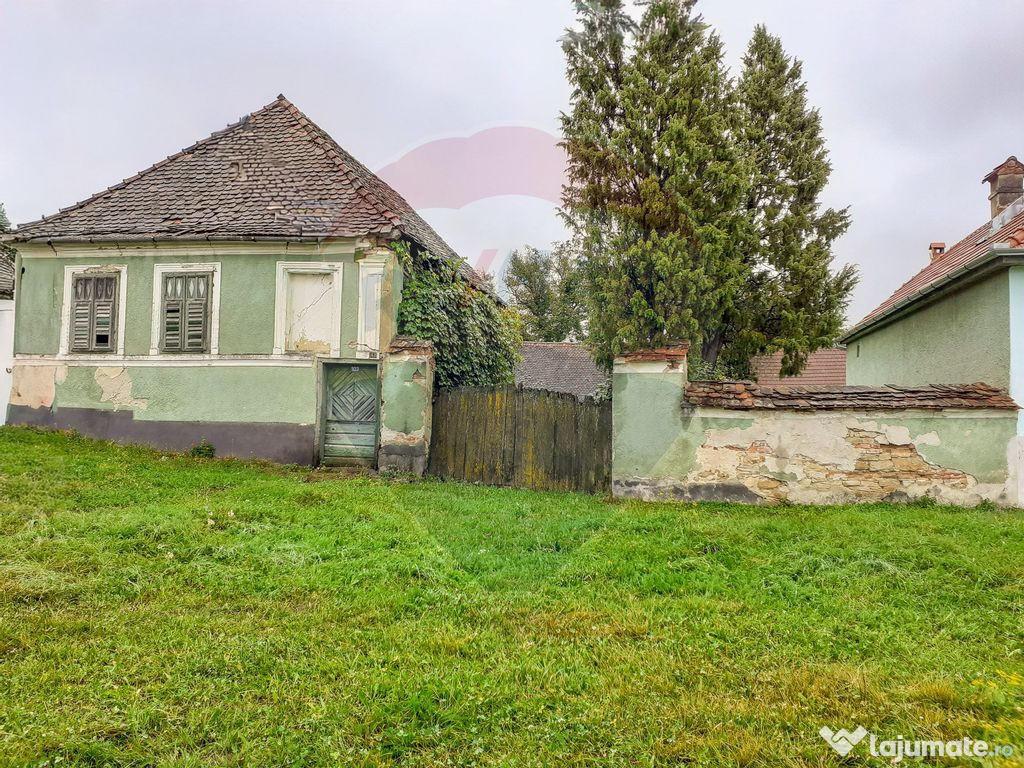 Casă săsească Transilvania - teren generos și potenț...