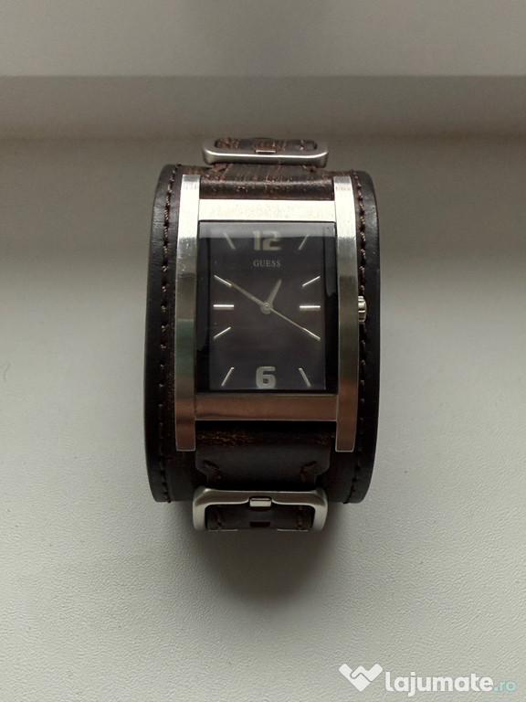 Ceas Guess Male Buckleup maro