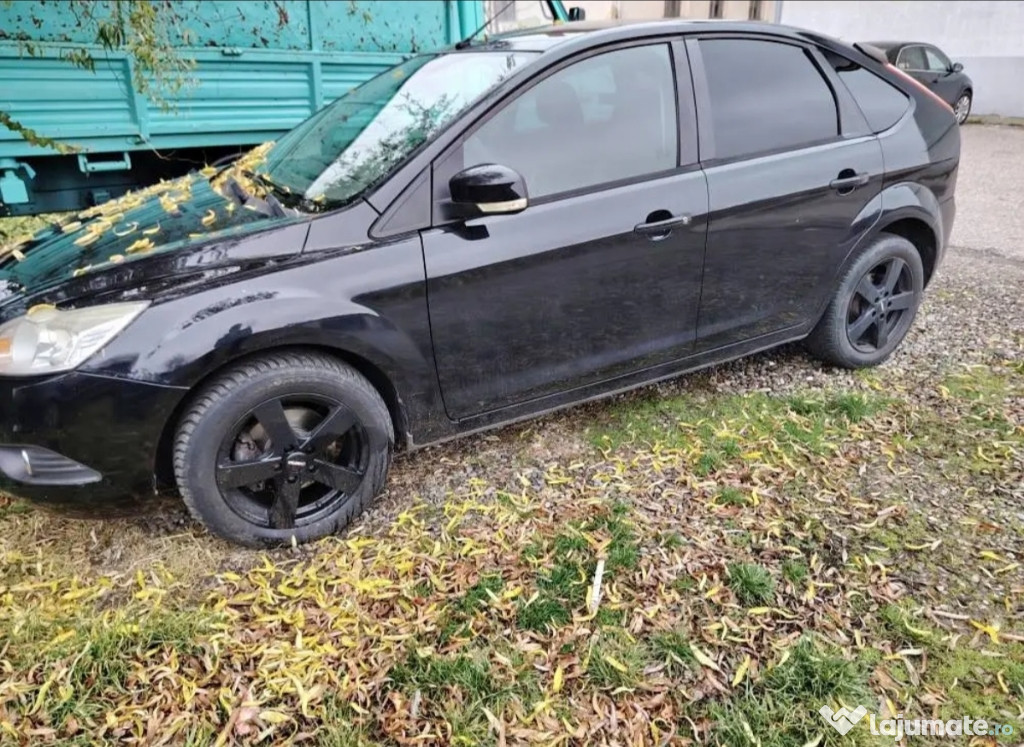 Vand ford focus an 2010 înmatriculata,cu toate actele la zi