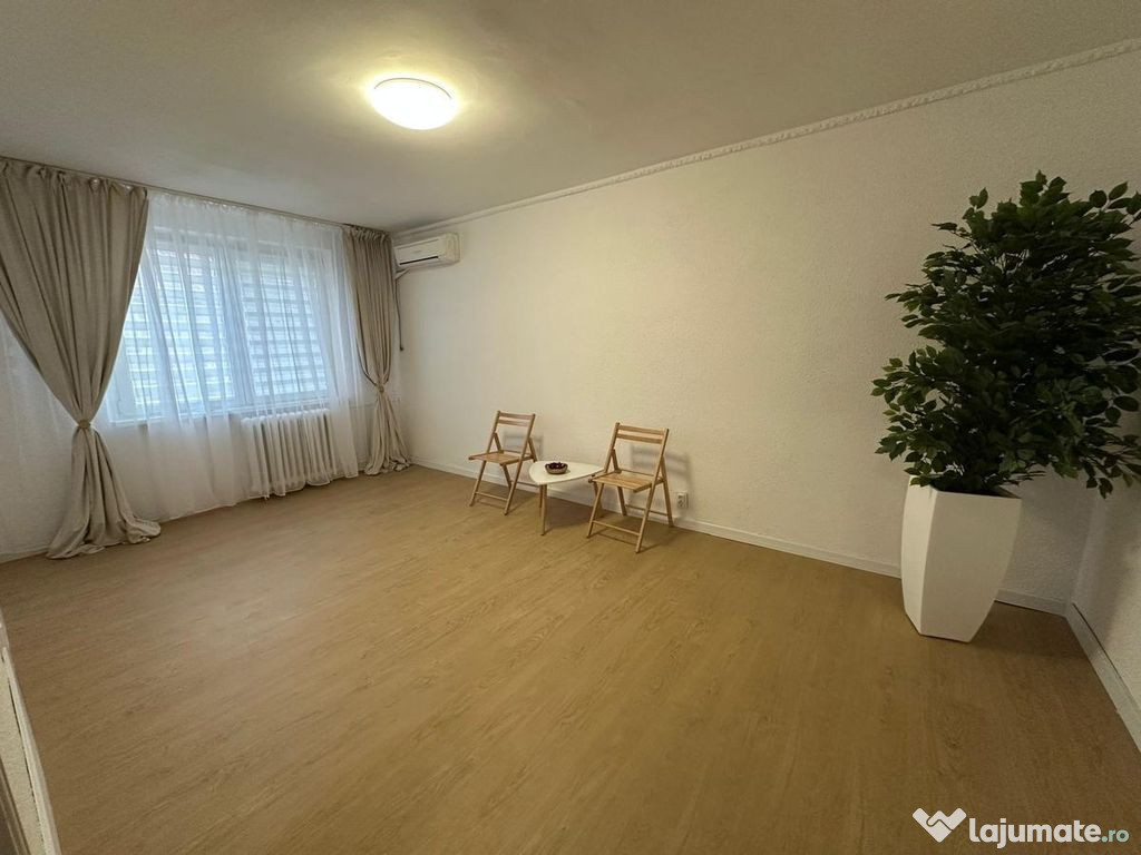 2 Camere Decomandat - Metrou Aparatorii Patriei - Etaj In...