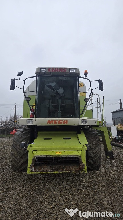 Claas Mega II 208