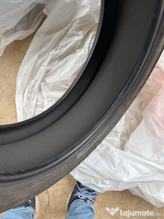 De vânzare cauciucuri Michelin Pilot sport 245/45/20