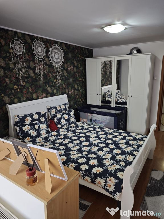 Apartament 3 Camere cu Centrală Proprie și Parcare – ...