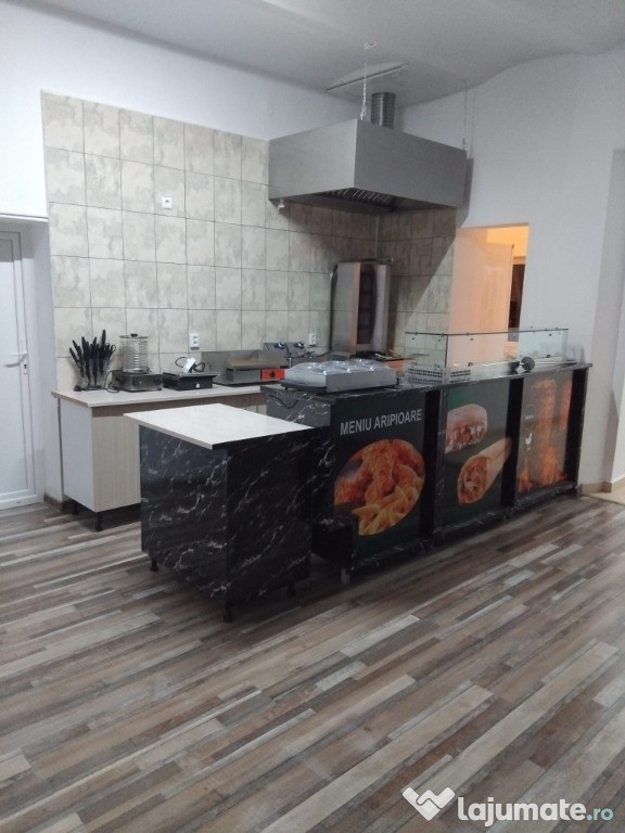 Lichidare magazin alimentar/fast-food - echipamente & mobilier.