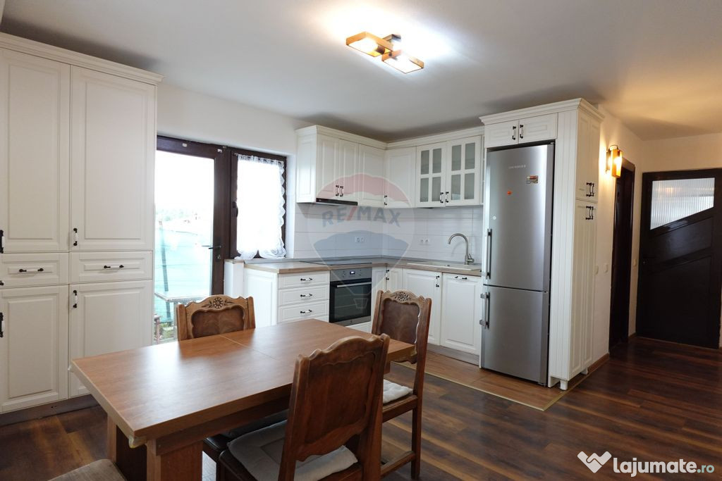 Exclusivitate! Casă spațioasă în Săsar cu curte și ...