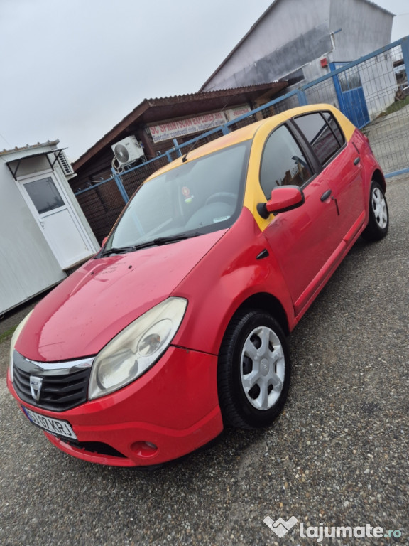Dacia Sandero 2010