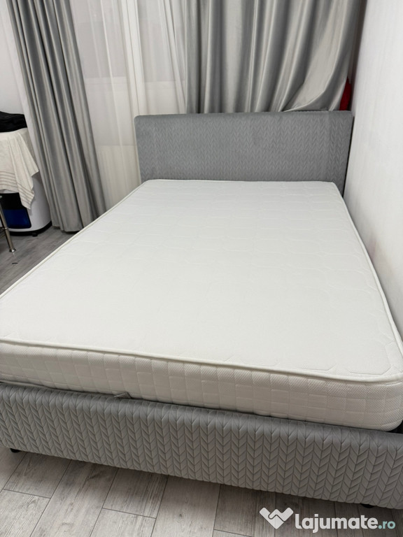 Vând pat plus saltea