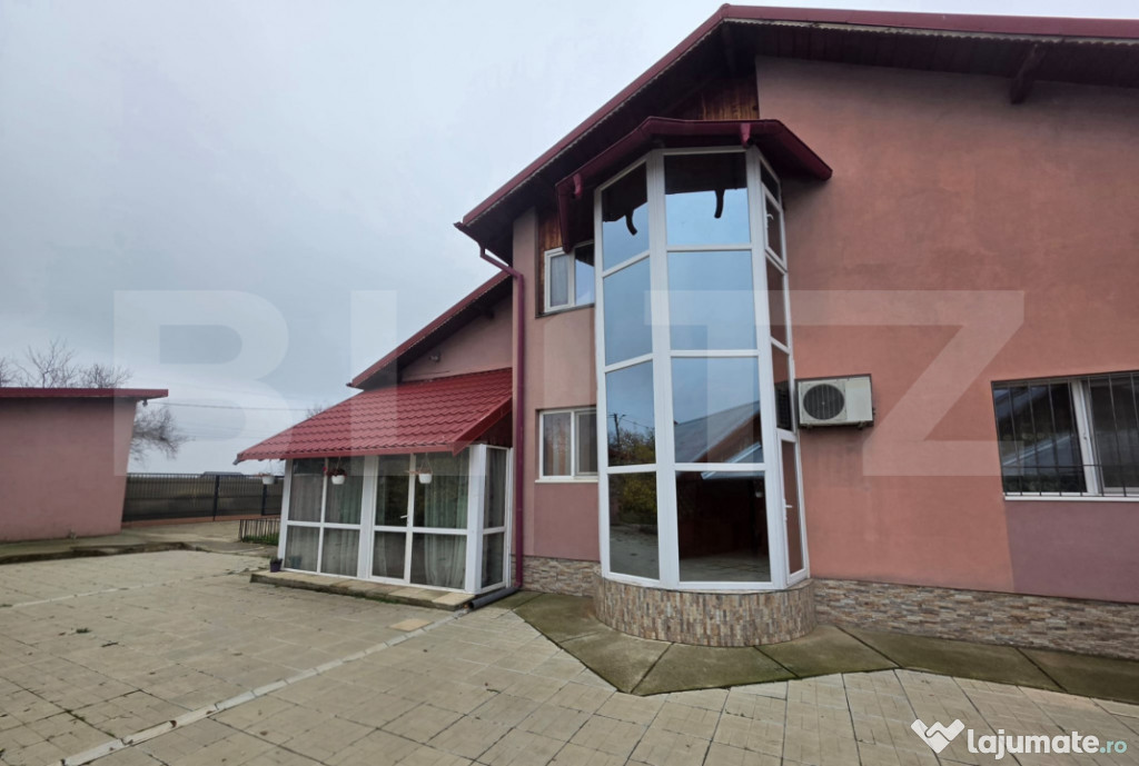 Casă parter 145 mp + teren 1.749 mp, strada Mircea Vodă