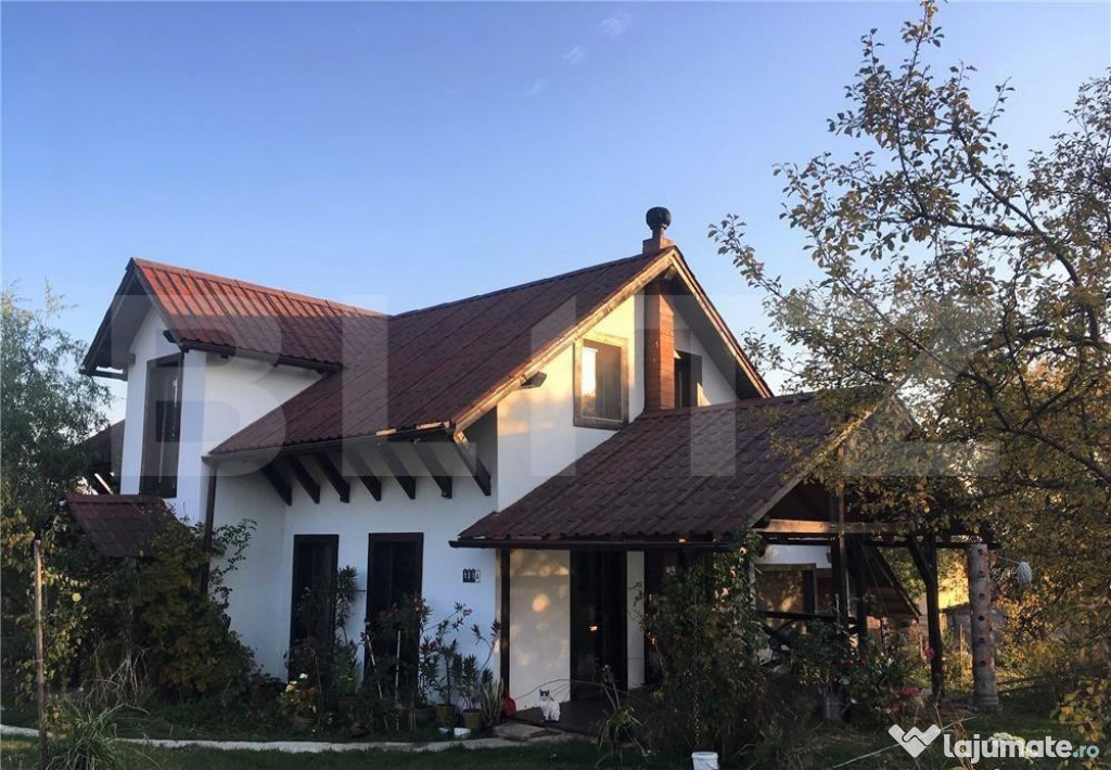 Casa individuala de vanzare, 125 mp, 2112 mp teren, în Deu?