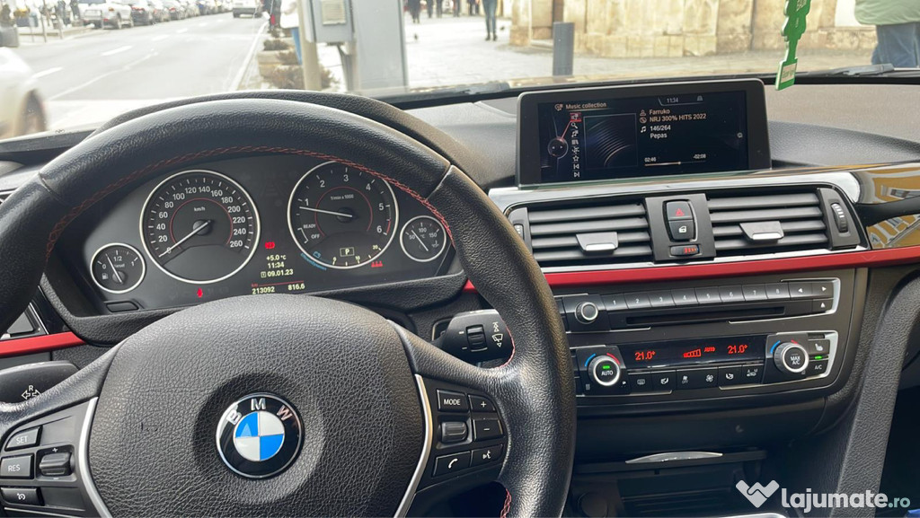 BMW F30 2013 xDrive