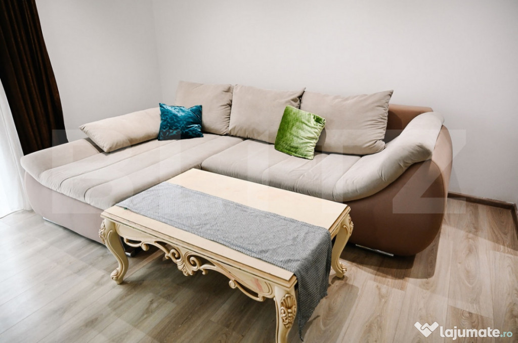 Apartament LUX decomandat cu 3 camere, 94 mp, in Tractorul