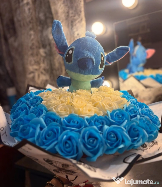 Buchet cu 57 de trandafiri+ figurina Stitch