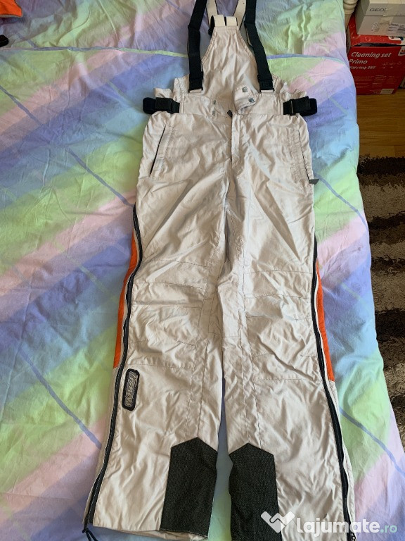 Pantaloni pentru schii