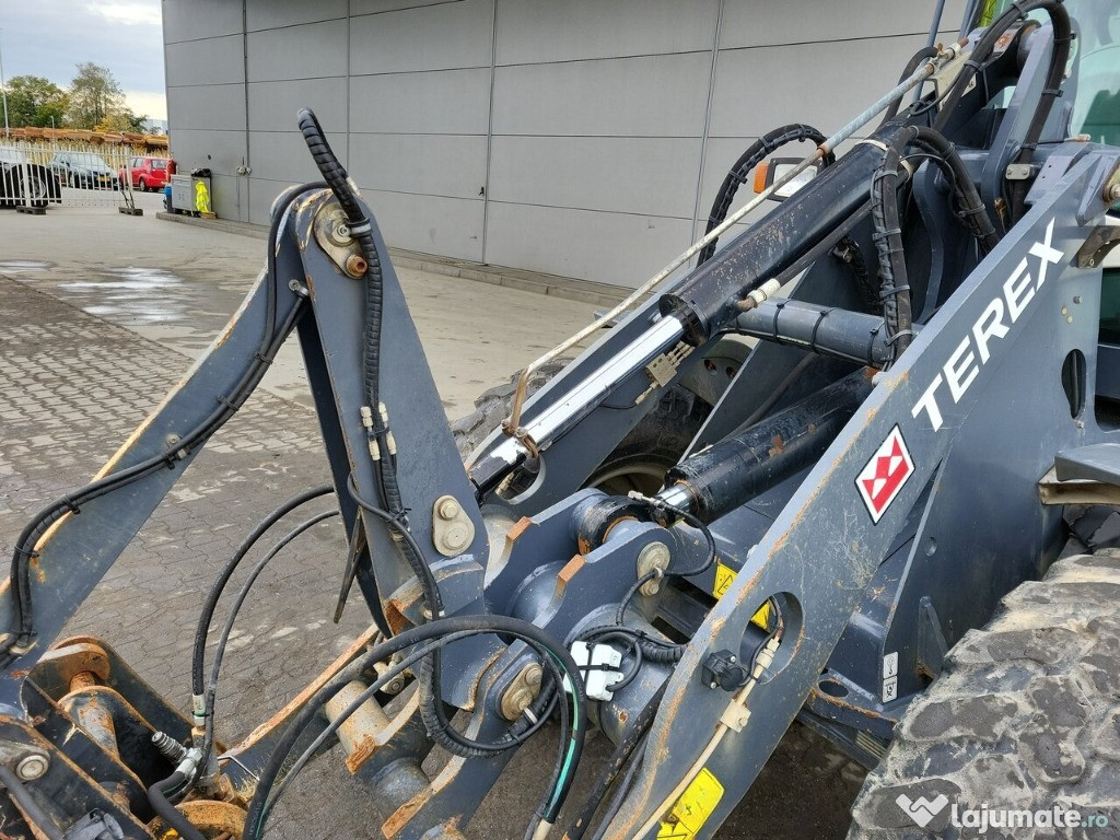 Terex TL100 2014