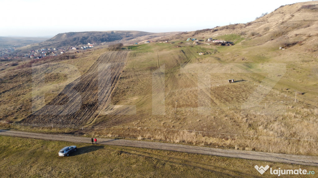 De vanzare teren Chinteni cu panorama