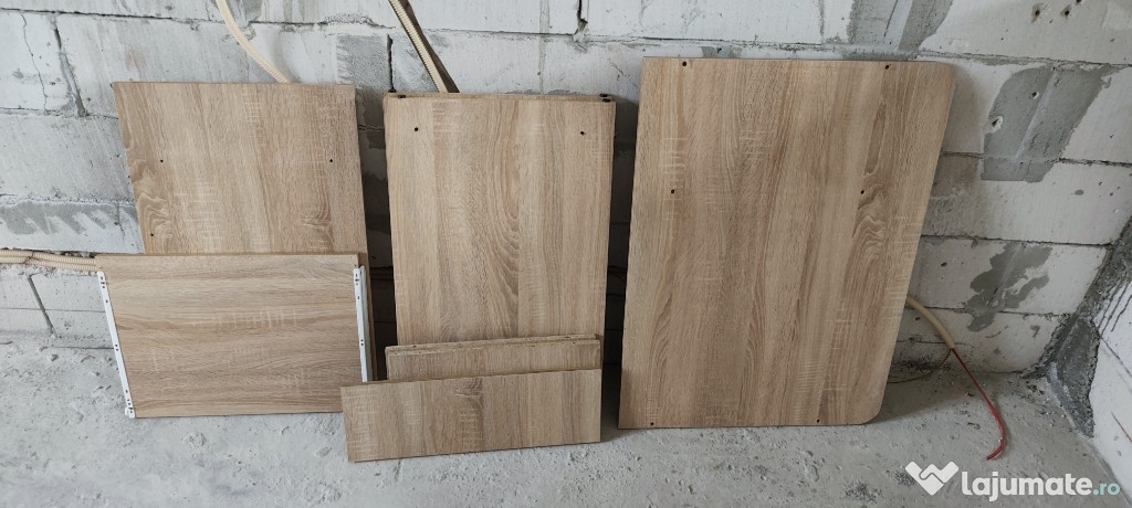 Birou de dimensiuni mici