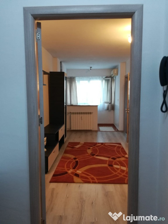 Închiriez garsonieră confort I zona parc Brâncuși-Titan