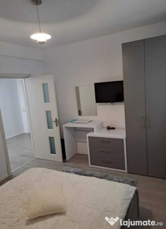 Vând apartament in Mamaia Nord