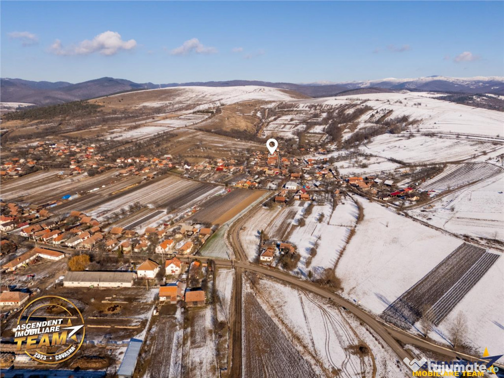 Film! Teren apreciabil, 2.819 mp casa, Mereni, Covasna