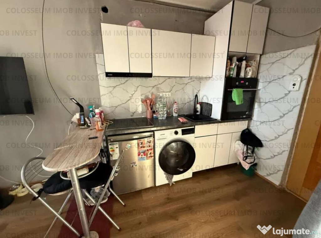 Camera de camin cu baie si bucatarie - zona Centru Civic