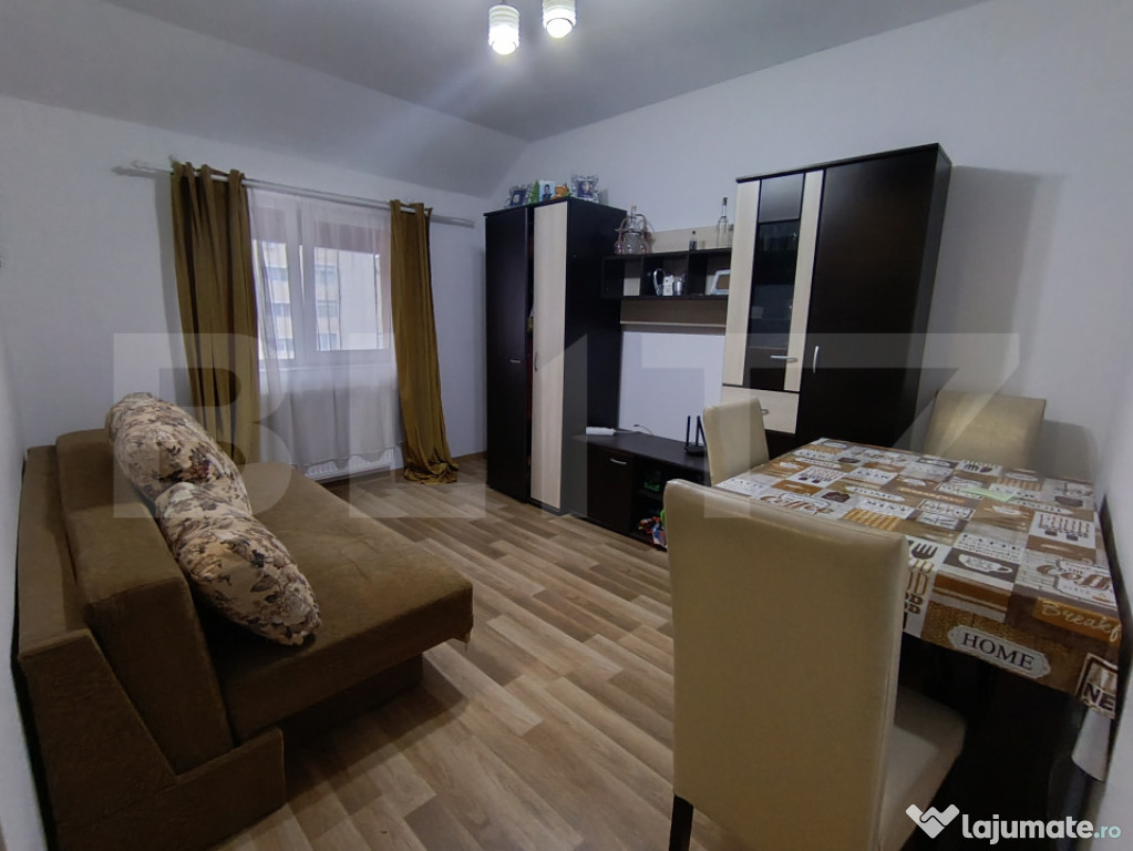 Apartament cu 2 camere și living în suprafață de 60 mp