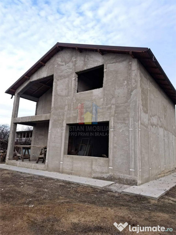 VILA P 1 la rosu, la 17 km de Braila Teren 1700 mp