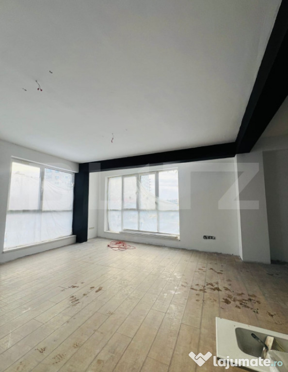 Spatiu comercial de inchiriat, zona Micro II