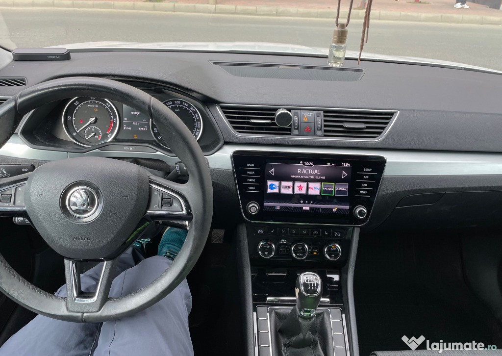 Skoda Superb 2.0 TDI manuala, 2018, 82k km, 1 proprietar