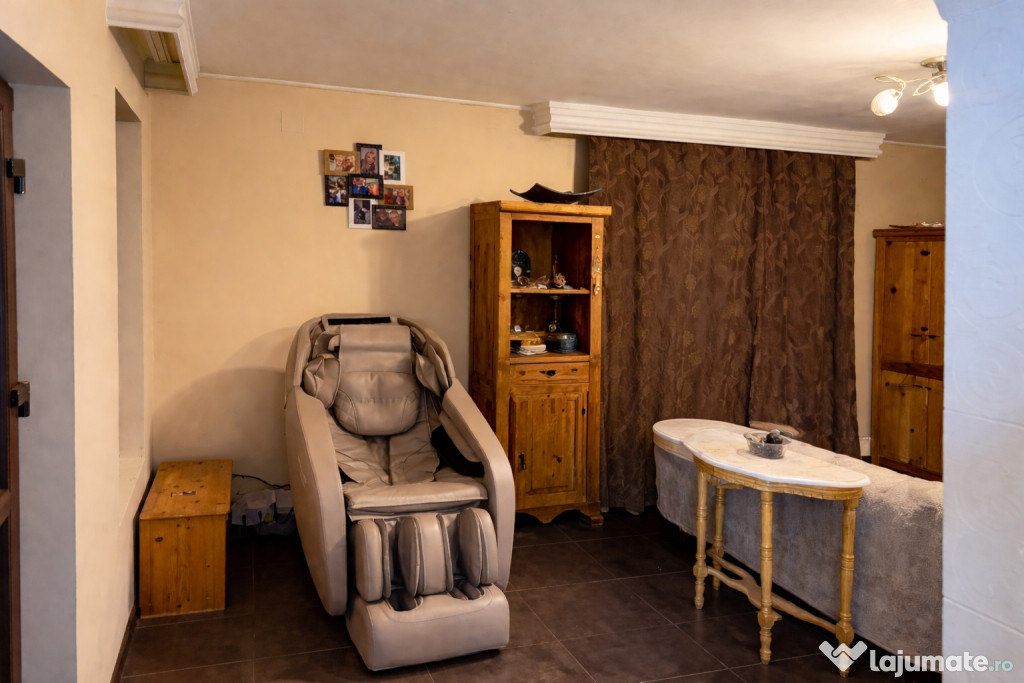 Vând casă în Malu Roșu !