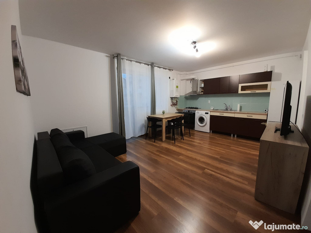 Apartament 2 camere, zonă Cetății –poziție excelentă