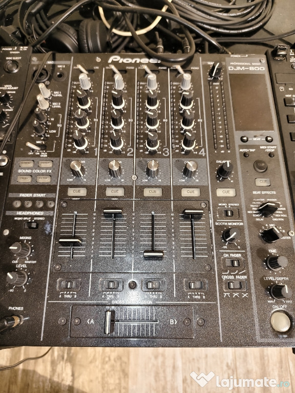Playere Pioneer CDJ-2000Nexus,Mixer DJM 800,Hard case,cablur