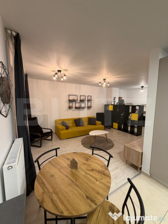 Apartament 3 camere Sunnyville / loc de parcare / boxa