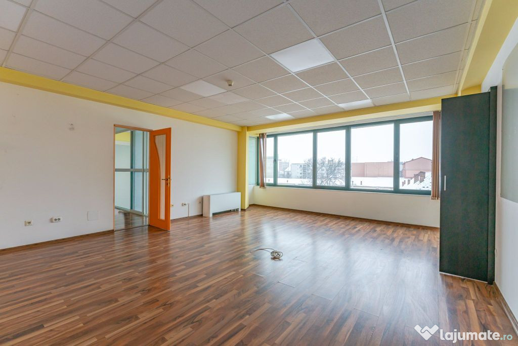 Spațiu birou individual în Brașov, Centru: 39 mp utili...