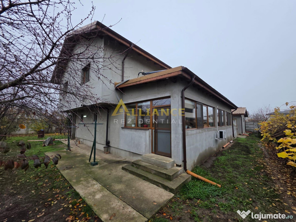 Vila cu 4 .camere 3. bai --249 mp utili - teren 881mp