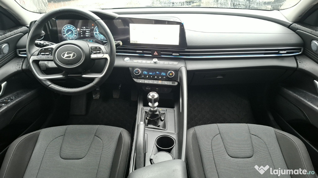 Hyundai Elantra CN7 Highway An 2024