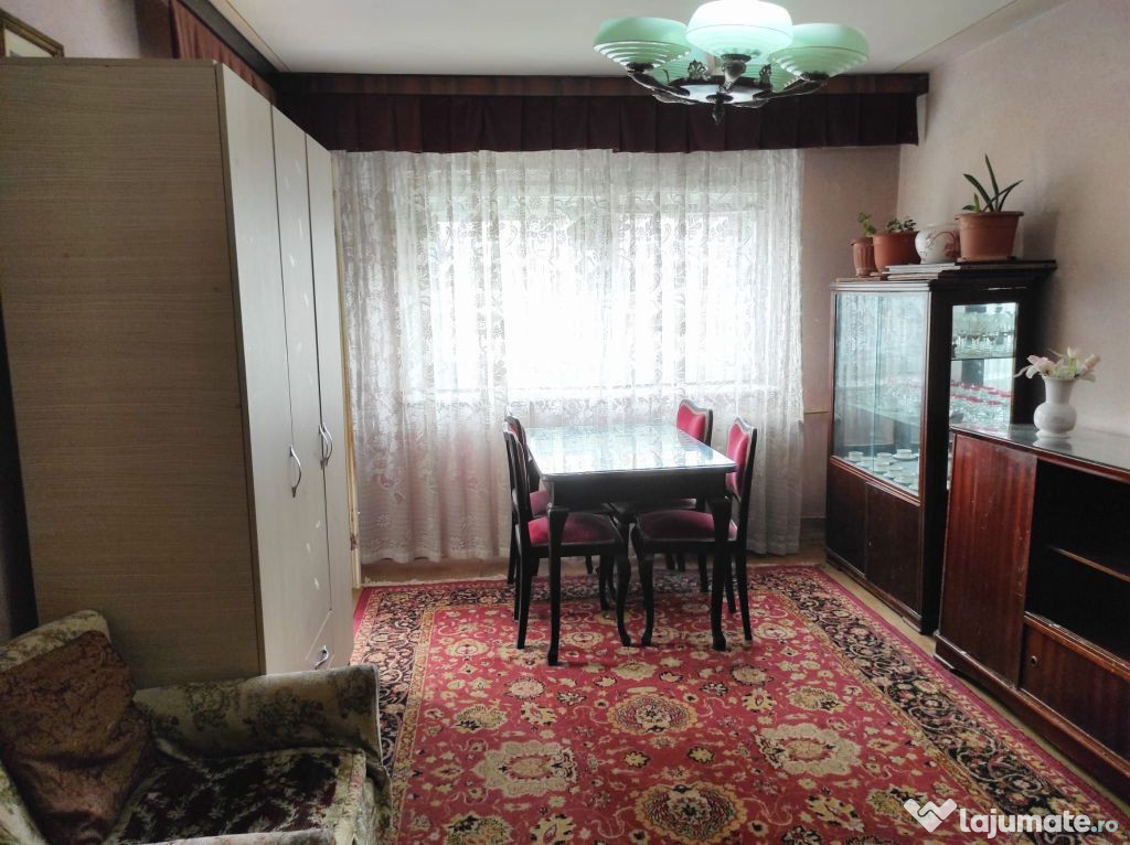 Apartament 2 camere decomandat/Aparatorii Patriei metrou ...