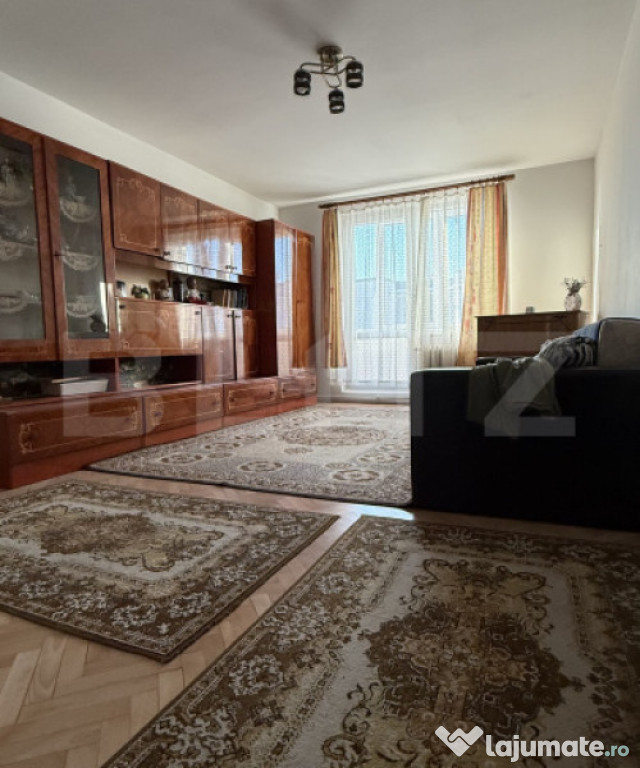 Apartament 2 camere, 57 mp, zona Reghin